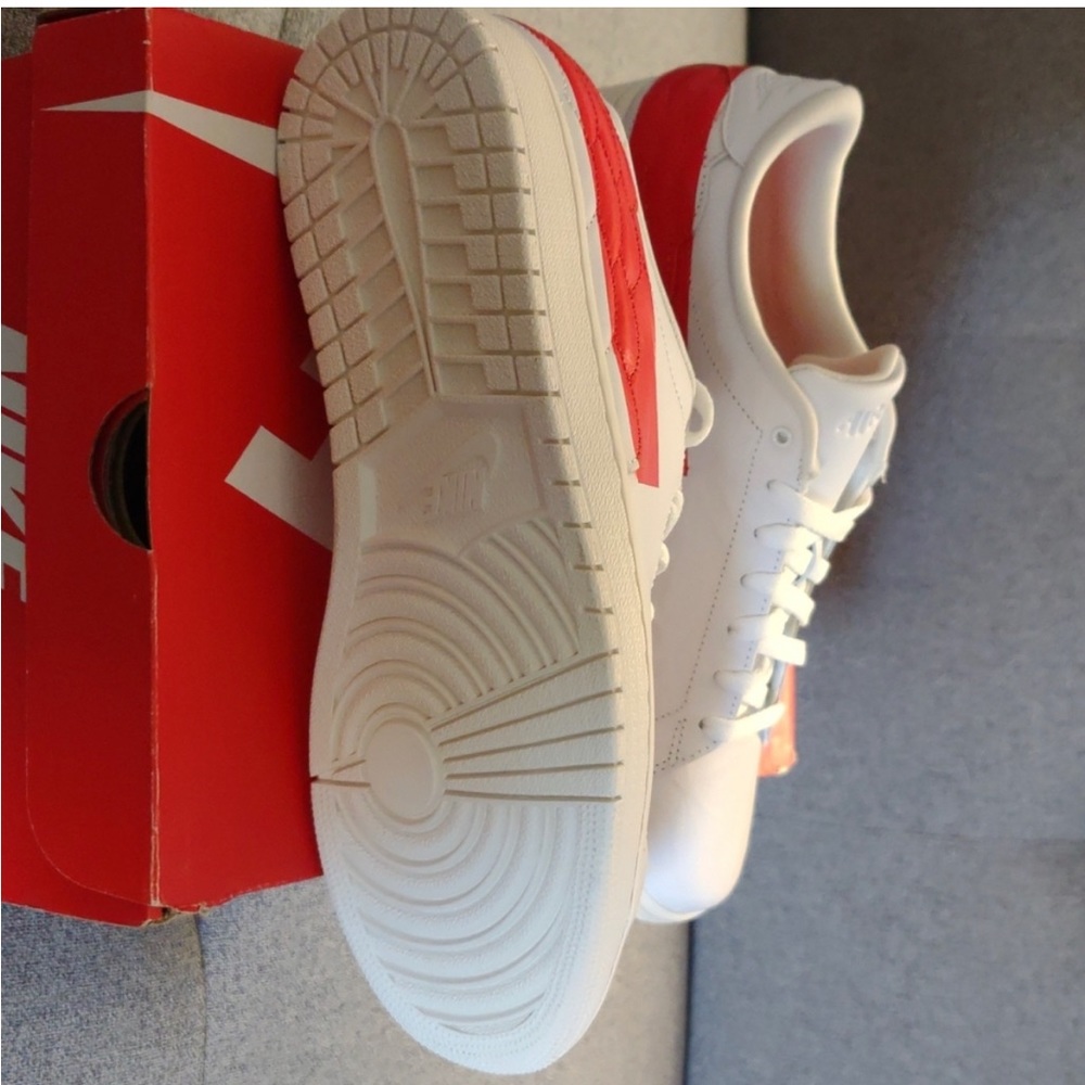 Jordan 2 lows - Picture 3 of 4